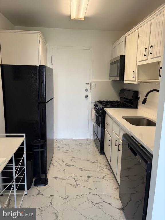 3450 TOLEDO TERRACE Unit: 521