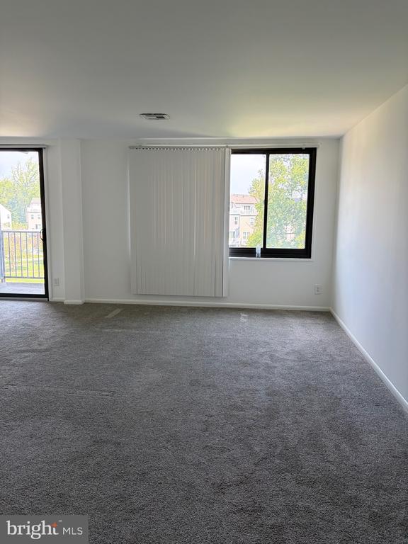 3450 TOLEDO TERRACE Unit: 521