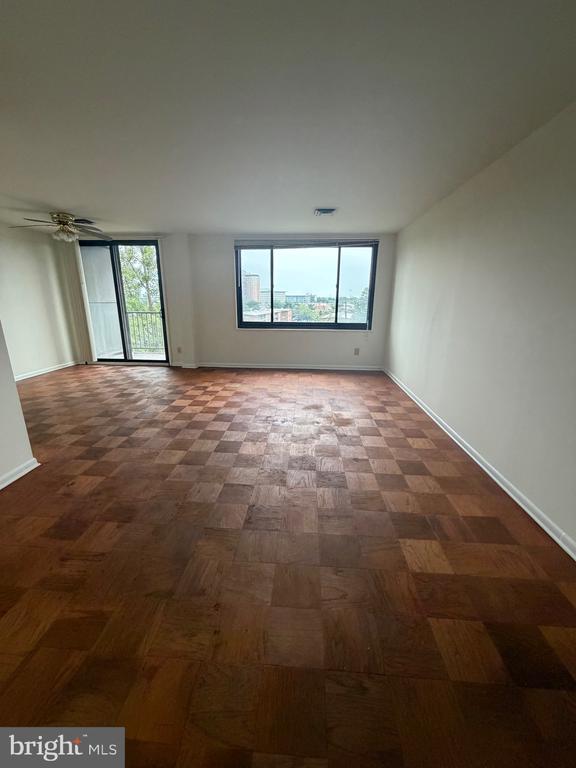 3450 TOLEDO TERRACE Unit: 512