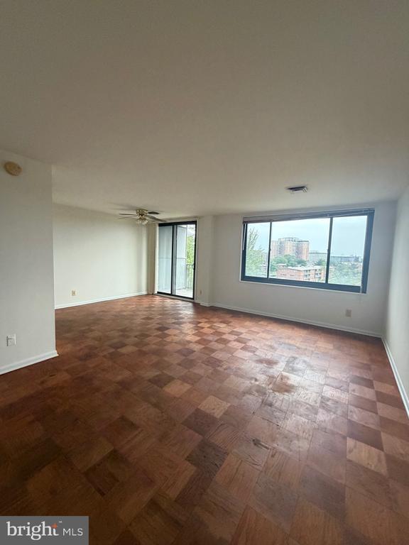 3450 TOLEDO TERRACE Unit: 512