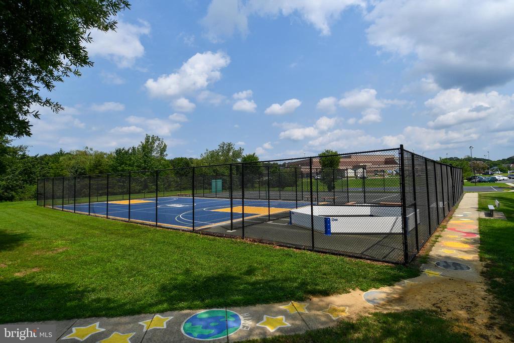3703 MONACCO COURT