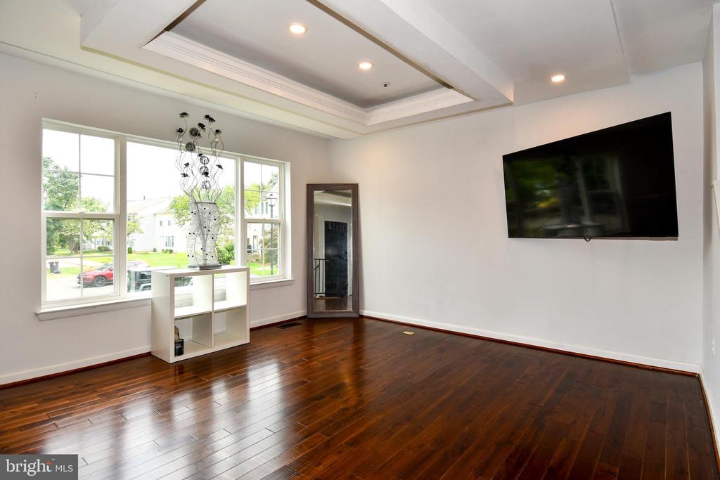 3703 MONACCO COURT