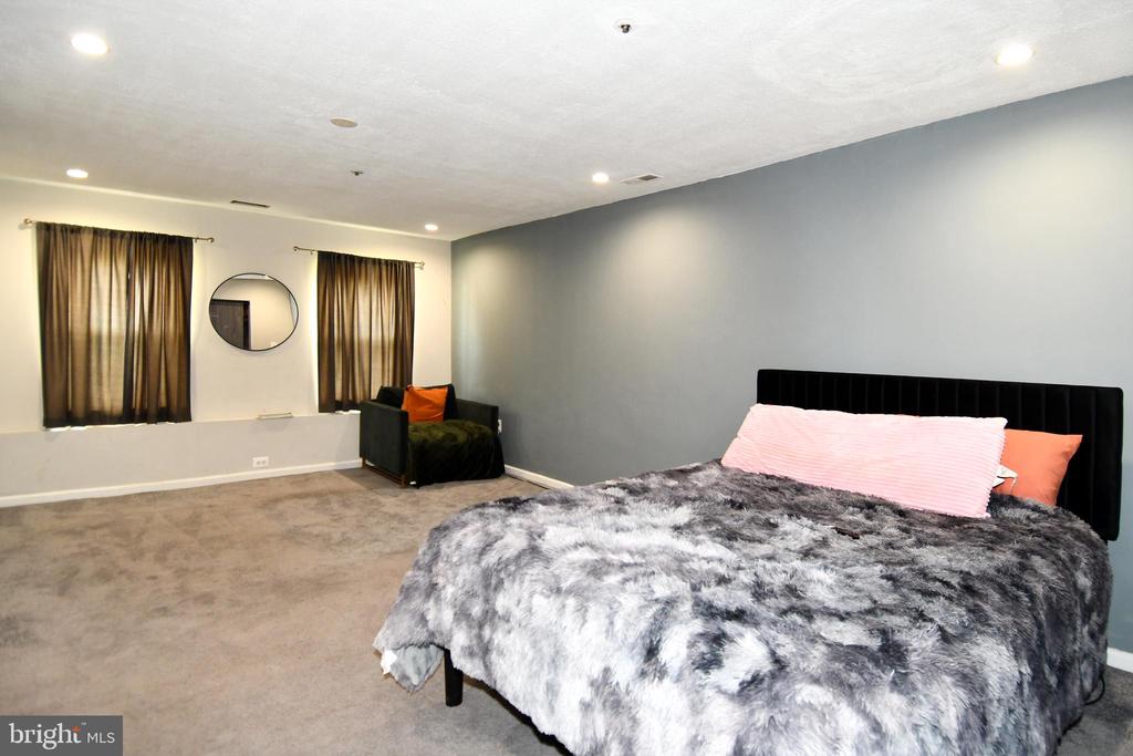 3703 MONACCO COURT