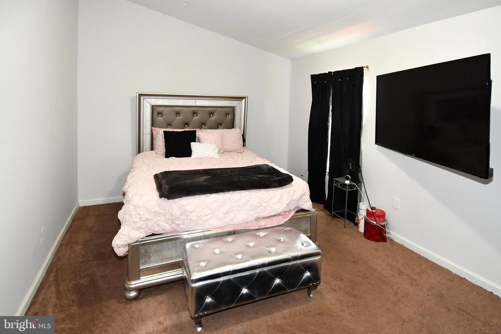 3703 MONACCO COURT