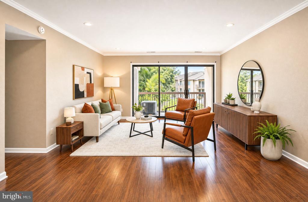10110 CAMPUS WAY S Unit: 304