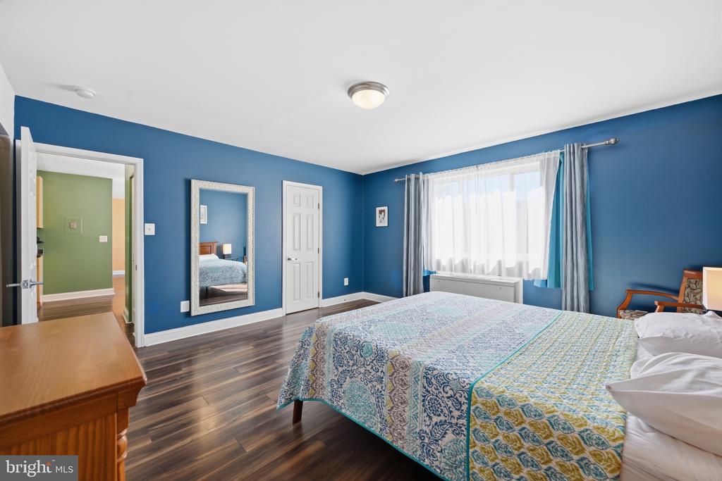 1009 CHILLUM ROAD Unit: 412