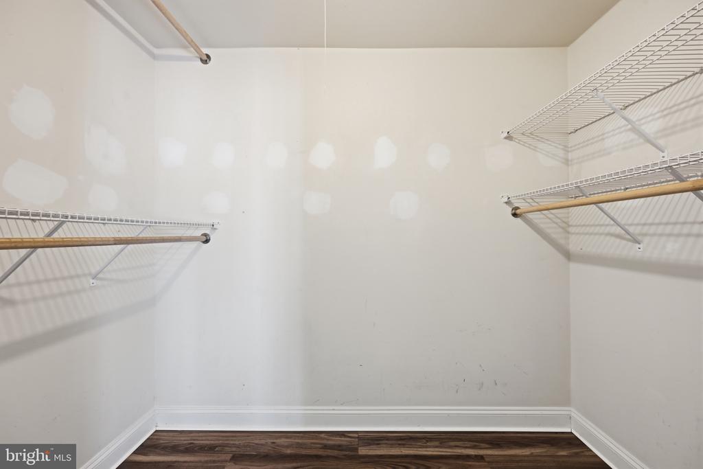 1009 CHILLUM ROAD Unit: 412