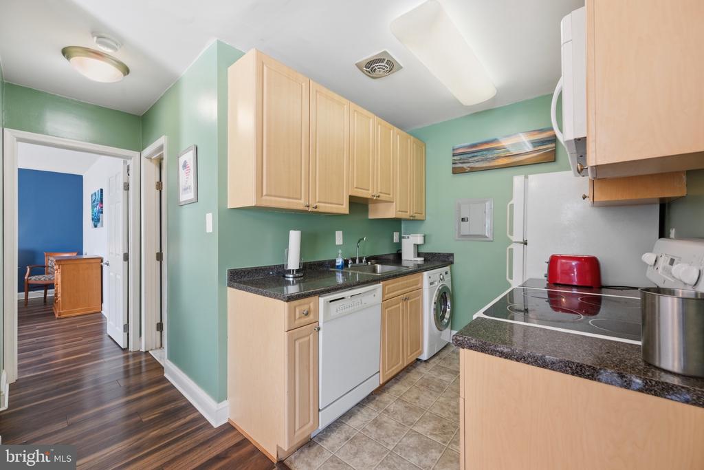 1009 CHILLUM ROAD Unit: 412