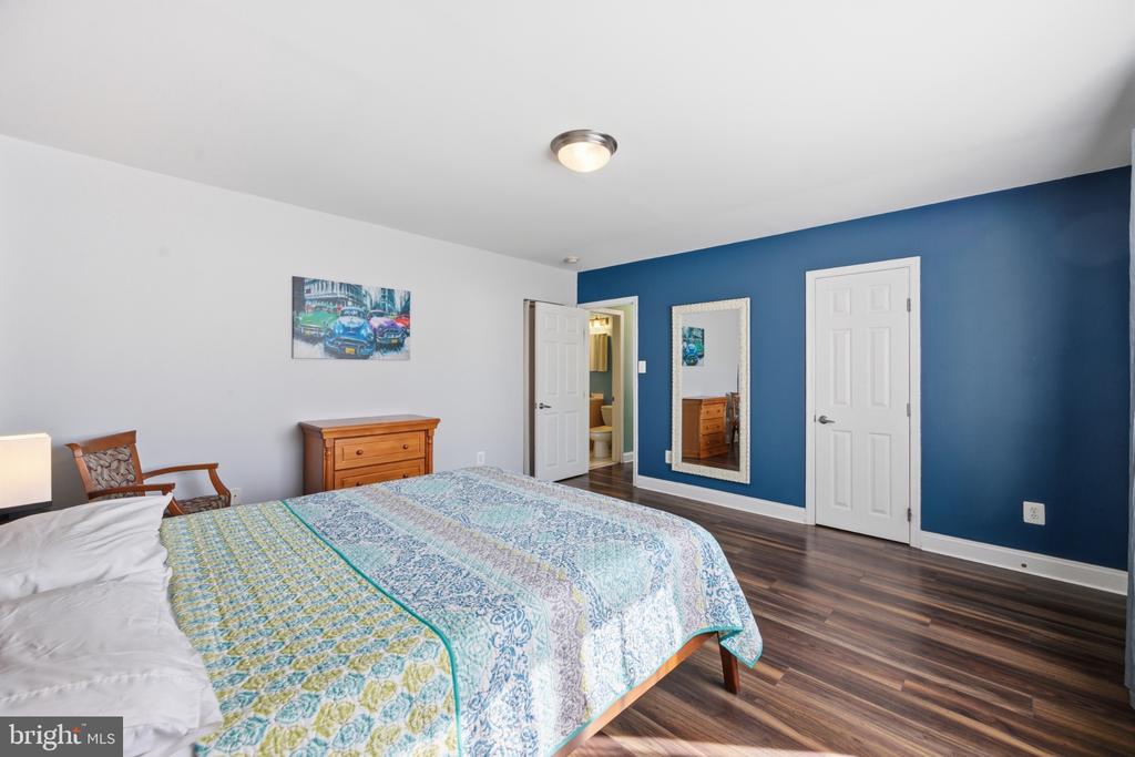 1009 CHILLUM ROAD Unit: 412