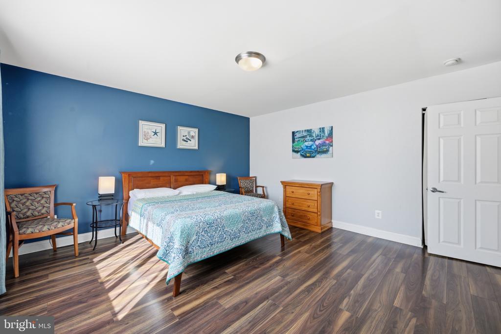 1009 CHILLUM ROAD Unit: 412