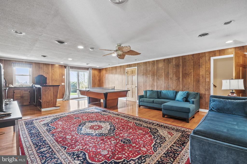 160 SOMERSET