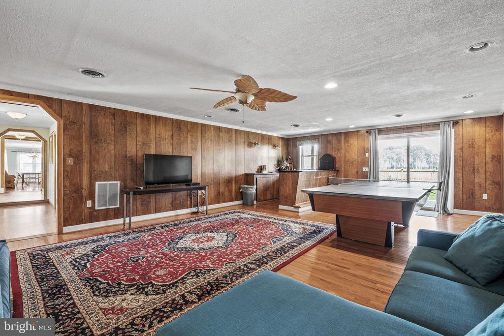 160 SOMERSET