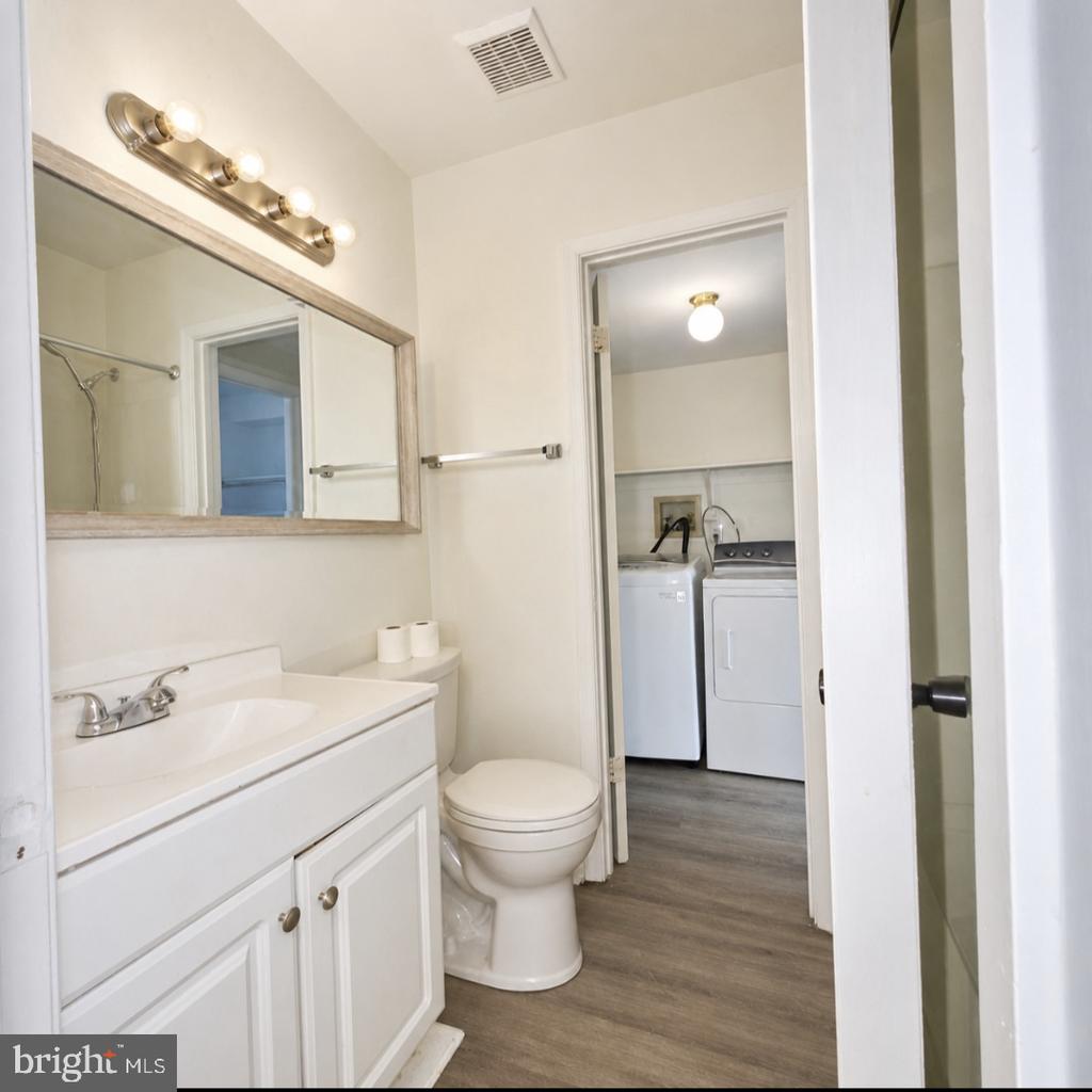 46349 COLUMBUS DRIVE
