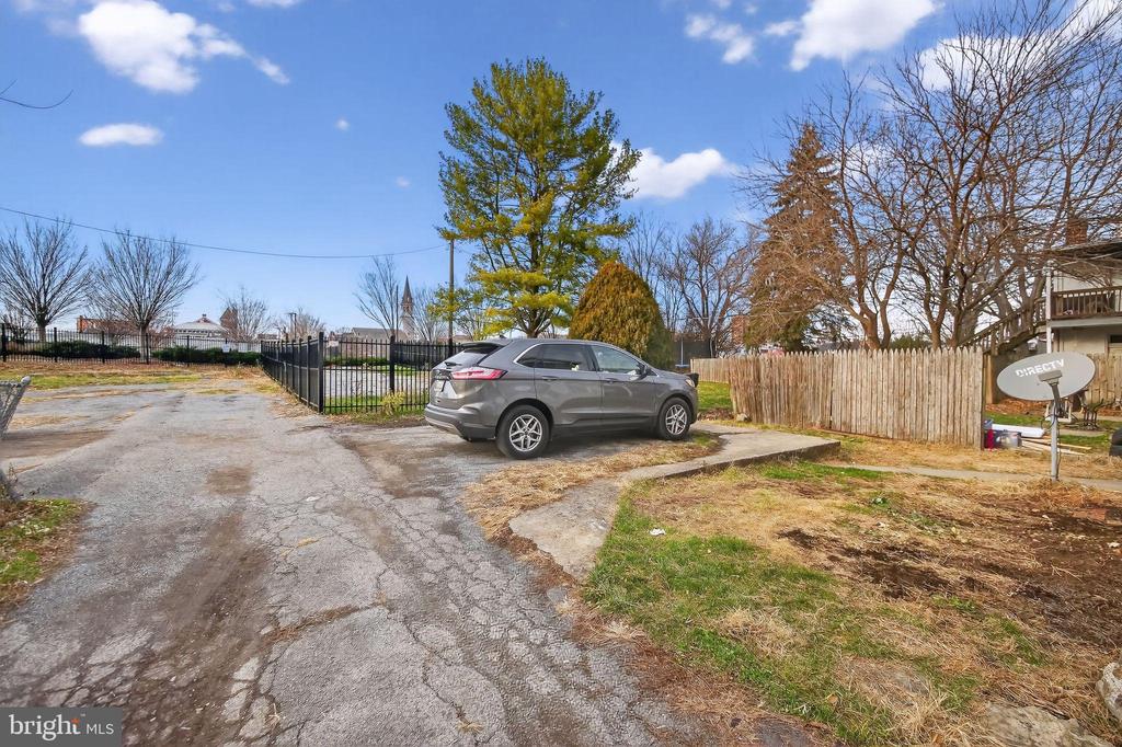 141 S LOCUST STREET S