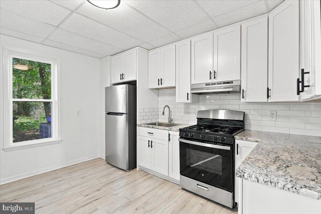 116 E WILSON BOULEVARD