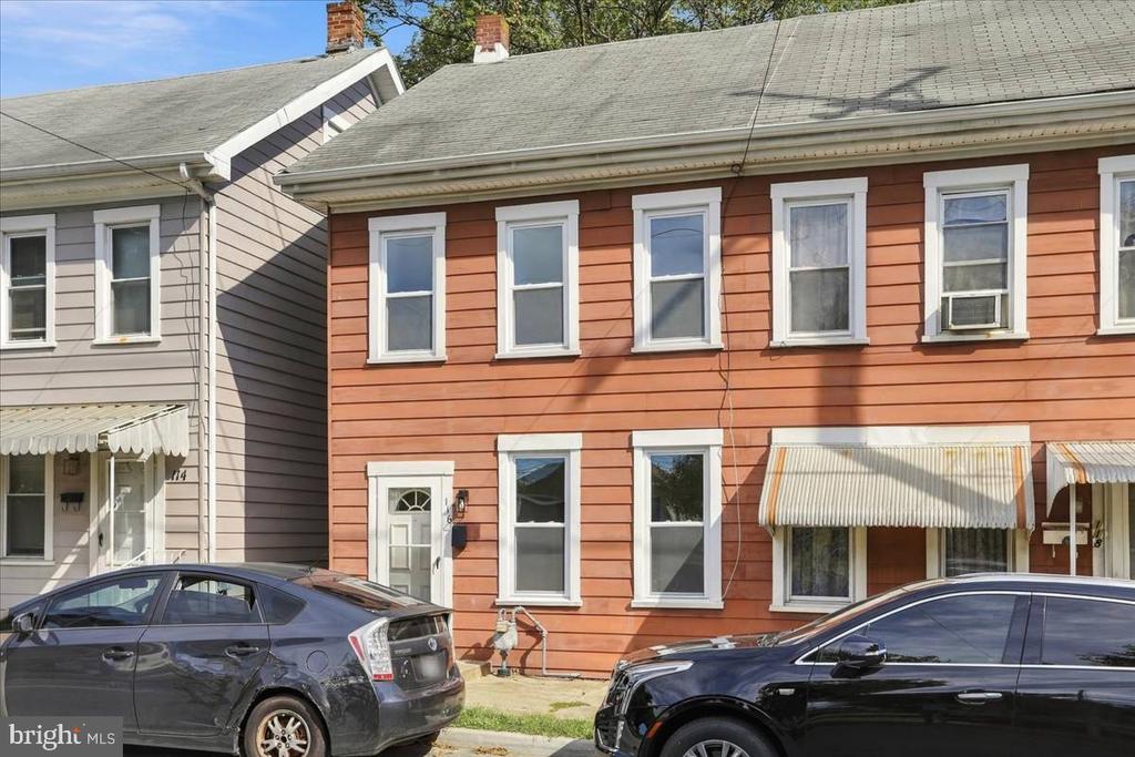 116 E WILSON BOULEVARD