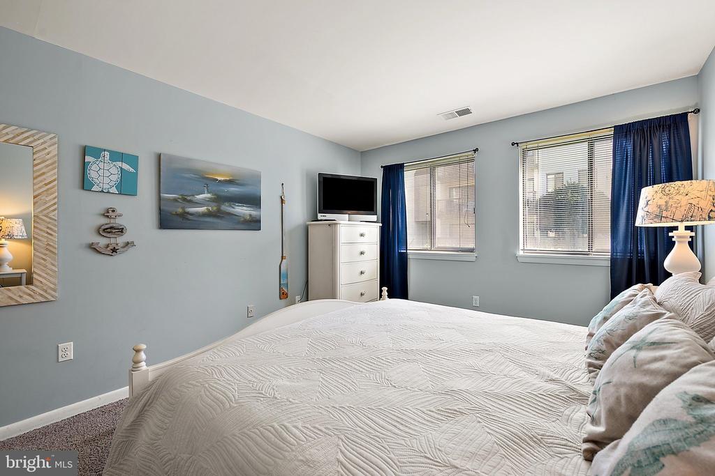 13908 N OCEAN ROAD Unit: 2B