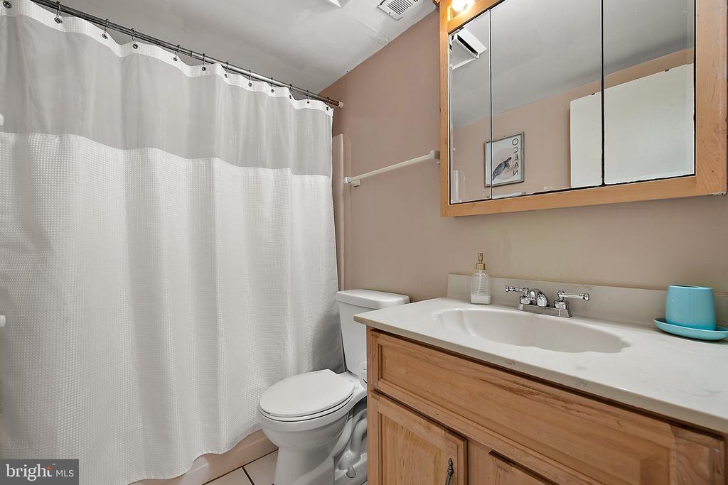 13908 N OCEAN ROAD Unit: 2B