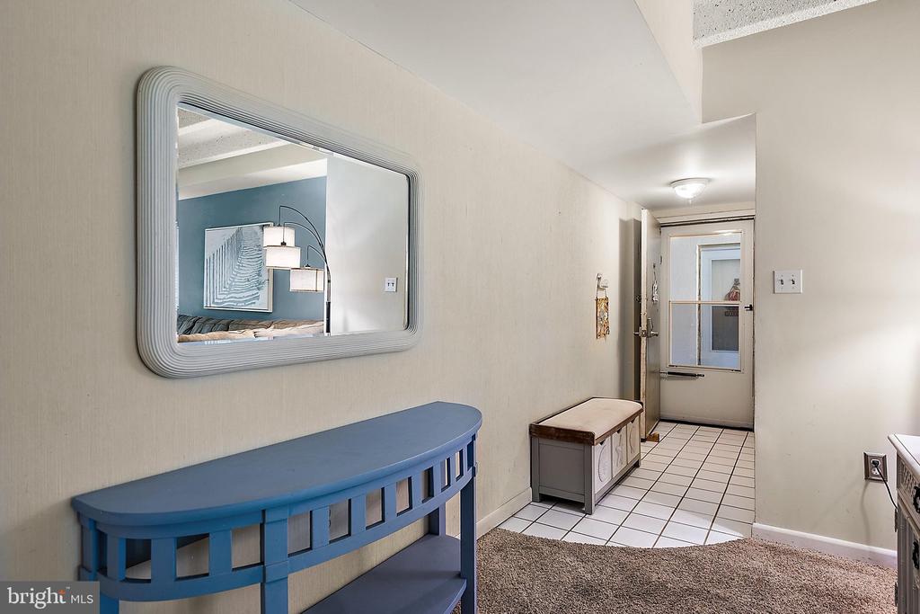 13908 N OCEAN ROAD Unit: 2B