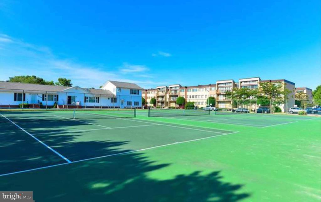 13908 N OCEAN ROAD Unit: 2B