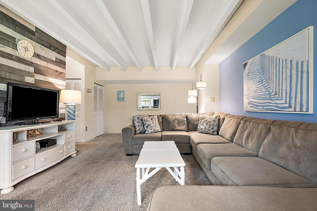 13908 N OCEAN ROAD Unit: 2B