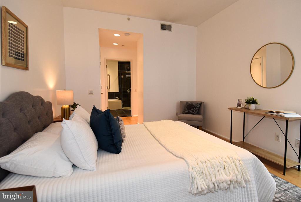 3800 LANGSTON BOULEVARD Unit: 203