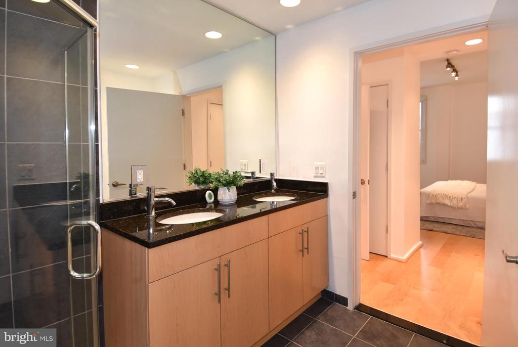 3800 LANGSTON BOULEVARD Unit: 203