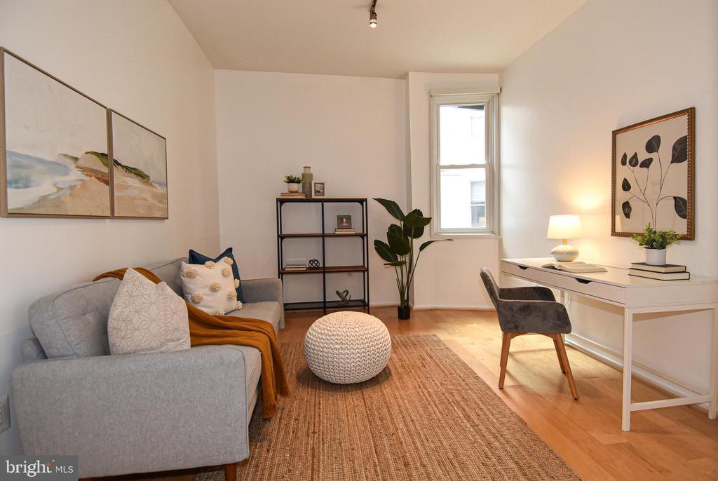 3800 LANGSTON BOULEVARD Unit: 203