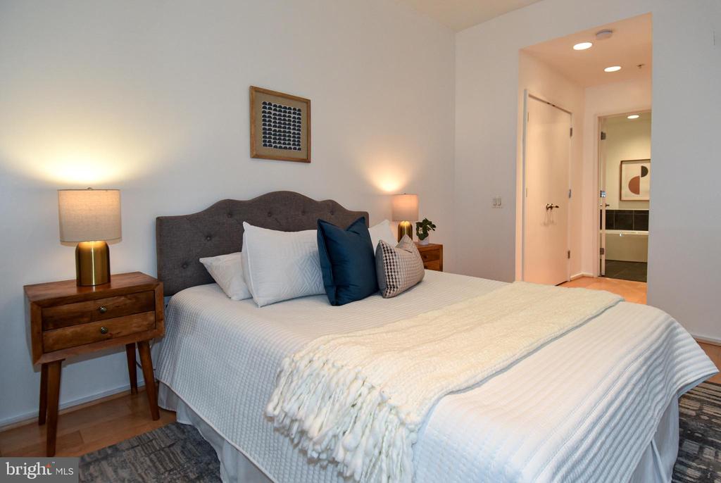 3800 LANGSTON BOULEVARD Unit: 203