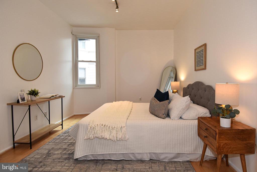 3800 LANGSTON BOULEVARD Unit: 203