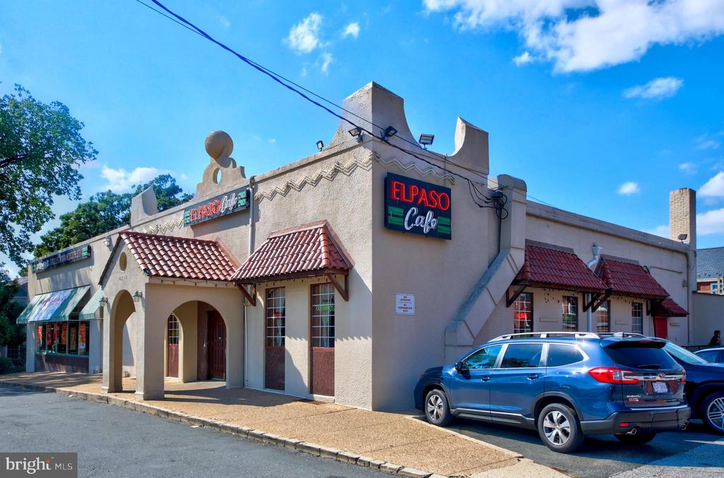 229 N GEORGE MASON DRIVE Unit: 229-3