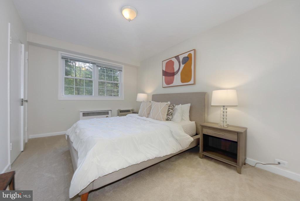 229 N GEORGE MASON DRIVE Unit: 229-3