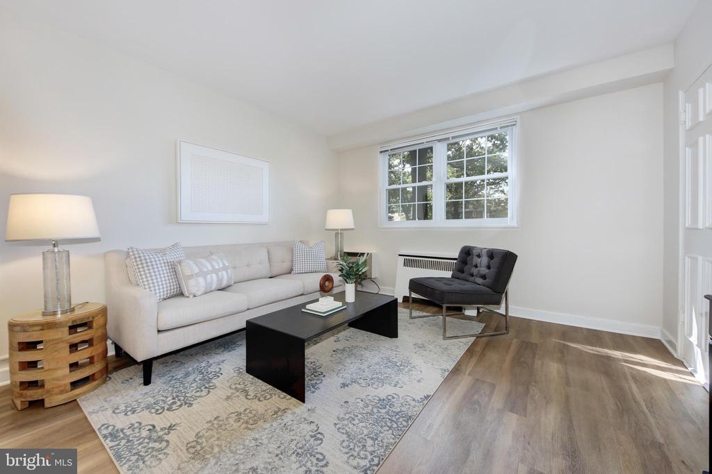 229 N GEORGE MASON DRIVE Unit: 229-3