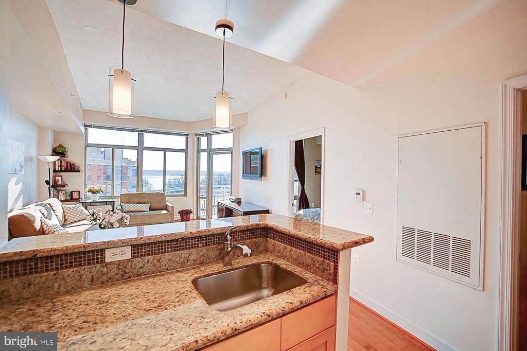3650 S GLEBE ROAD S Unit: 668