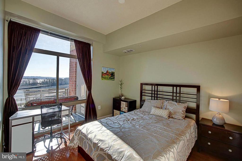 3650 S GLEBE ROAD S Unit: 668