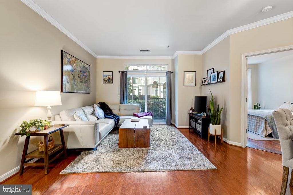 2055 26TH STREET S Unit: 5-B02