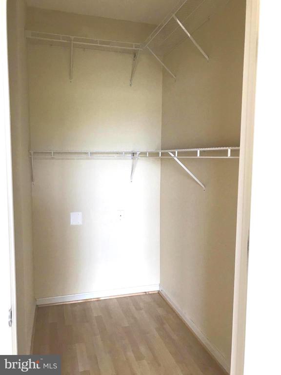 4870 EISENHOWER AVENUE Unit: 306