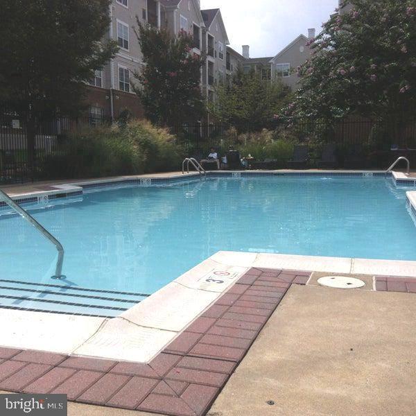 4870 EISENHOWER AVENUE Unit: 306