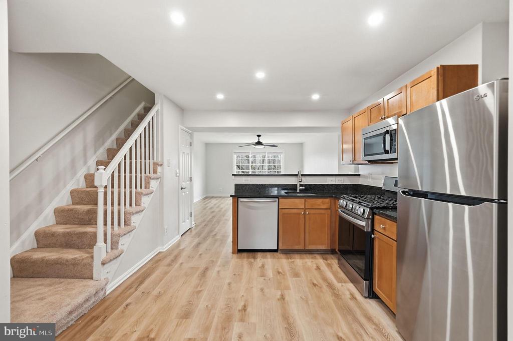 1431 N VAN DORN STREET Unit: A