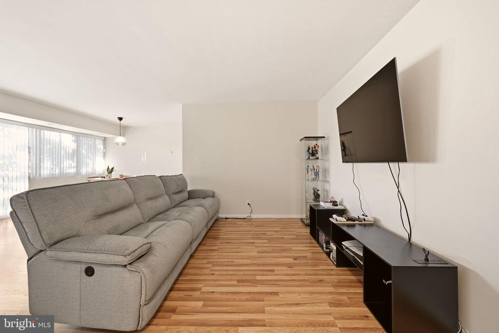 5801 QUANTRELL AVENUE Unit: 209