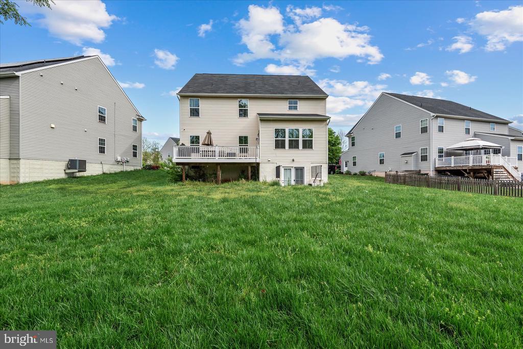 2057 MAGNOLIA CIRCLE