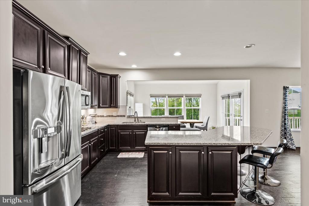2057 MAGNOLIA CIRCLE