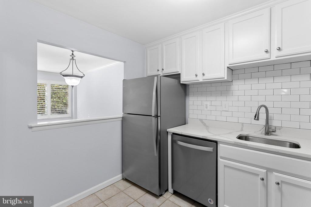 10570 MAIN STREET Unit: 408