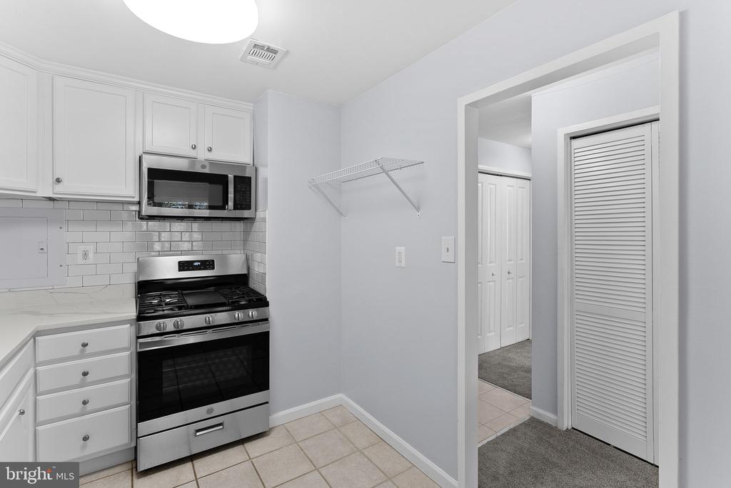 10570 MAIN STREET Unit: 408