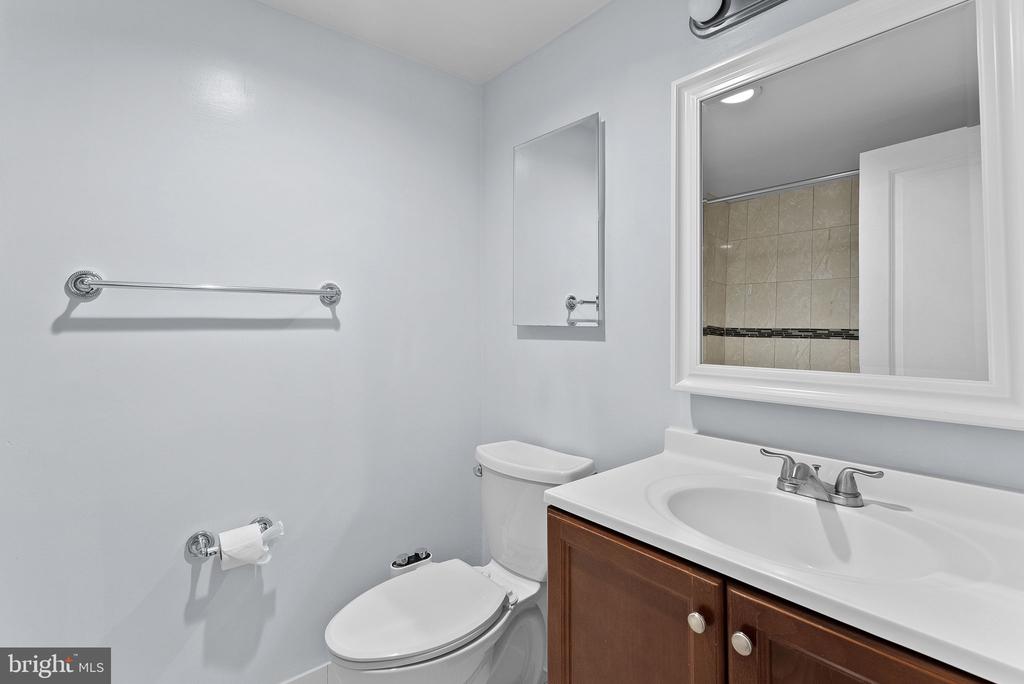 10570 MAIN STREET Unit: 408
