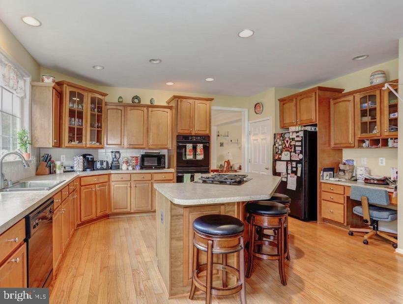 146 MEADOWVIEW LANE