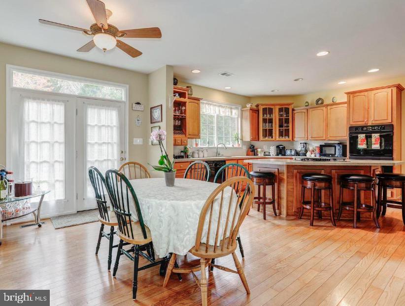 146 MEADOWVIEW LANE