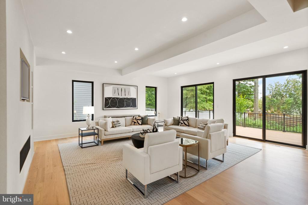 132 KINGSLEY ROAD SW