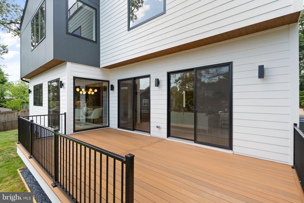 132 KINGSLEY ROAD SW