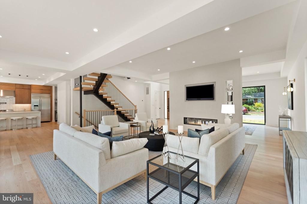 132 KINGSLEY ROAD SW